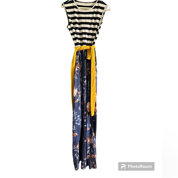 Cute Maxi! Women’s Large - Picture 3 of 3